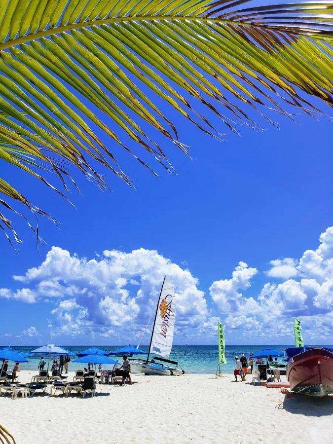 Lezzoto 2.5 Beach Плая дел Кармен Екстериор снимка